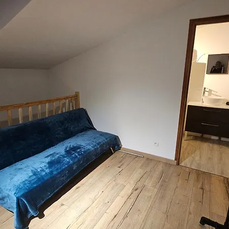 4 Personnes Proche D'arras * Warlus (Pas-de-Calais)